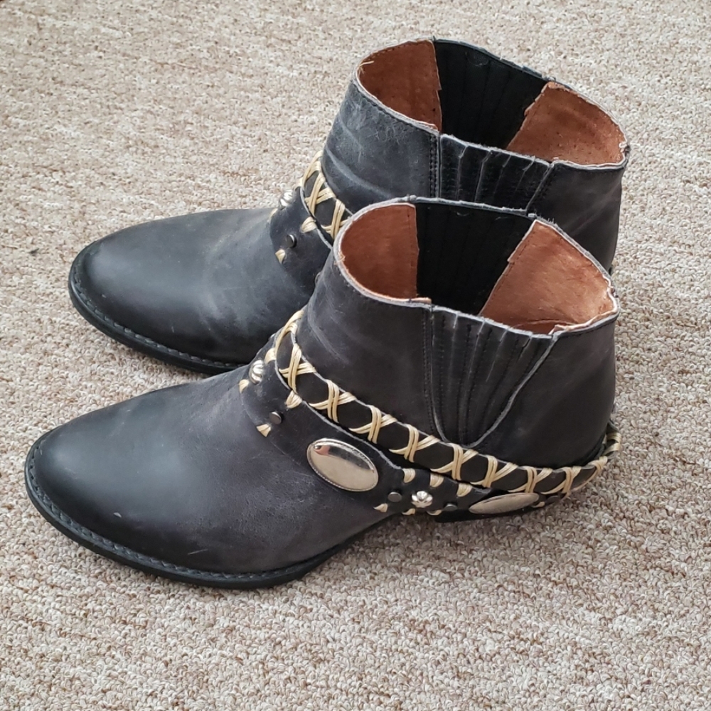 Booties - Picture 2 of 5